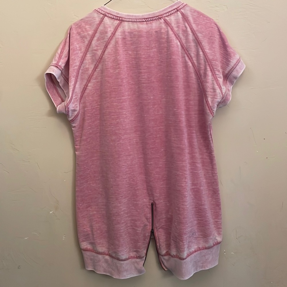 Green Tea Zipper back Top! small